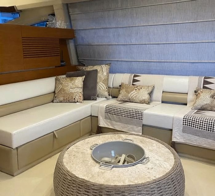 Azimut 70
