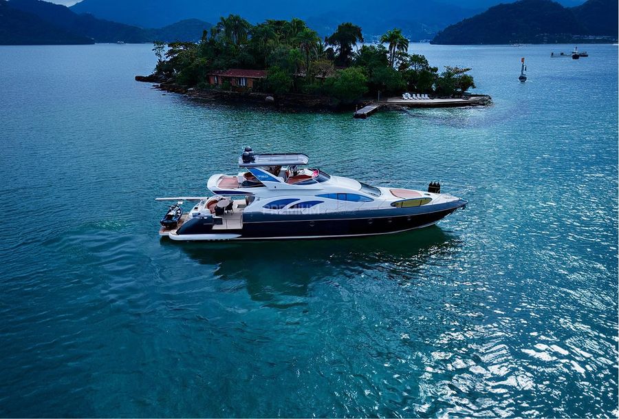 Azimut 76