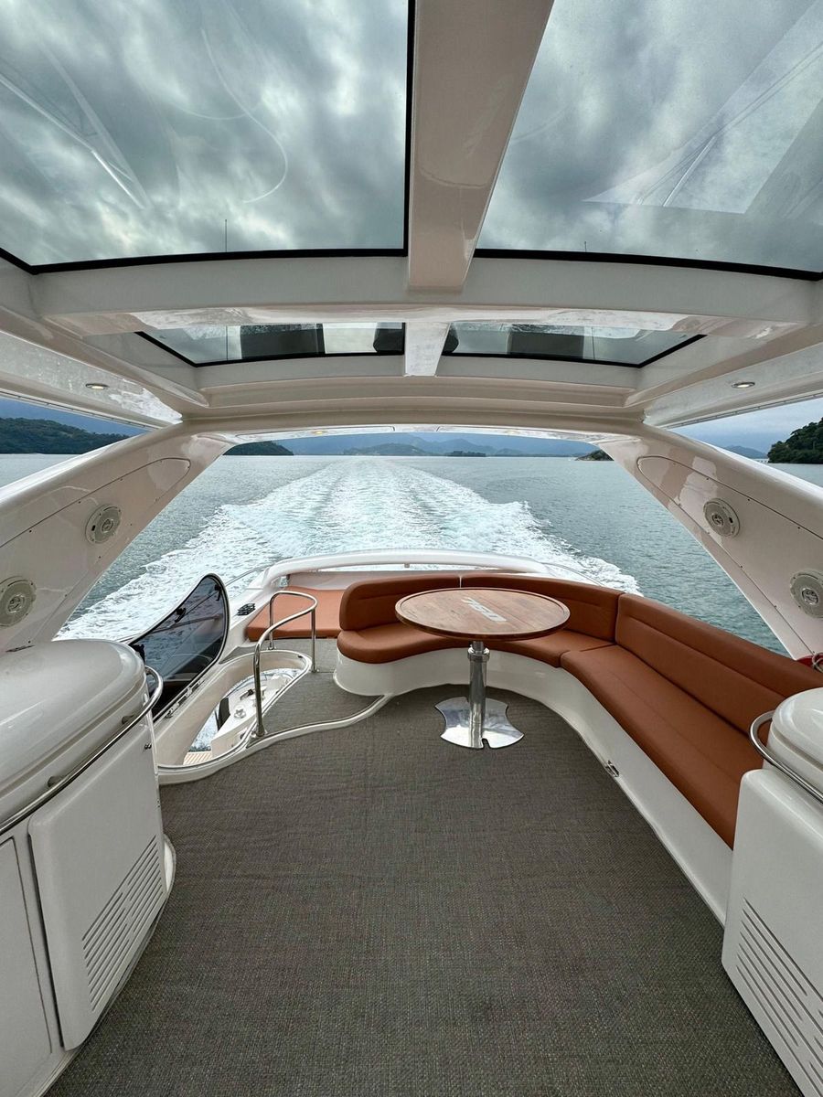 Azimut 76