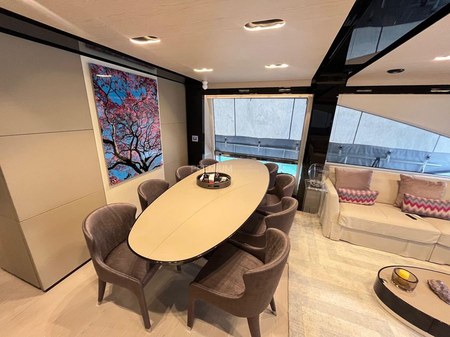 Azimut 83 - 2023