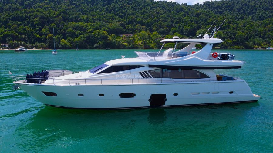 Ferretti 750 - 2011